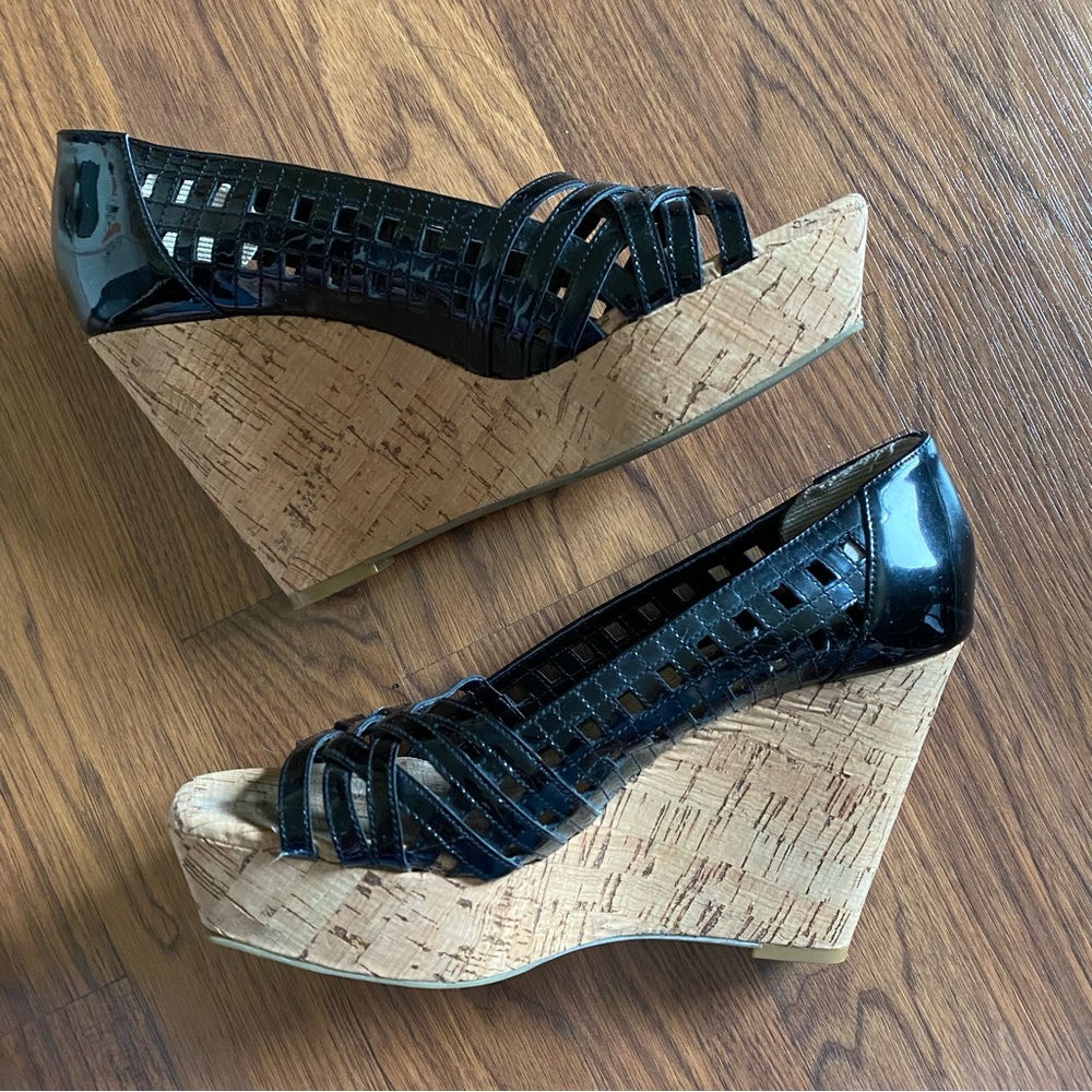 Jessica Simpson size 8 wedges - Picture 7 of 10